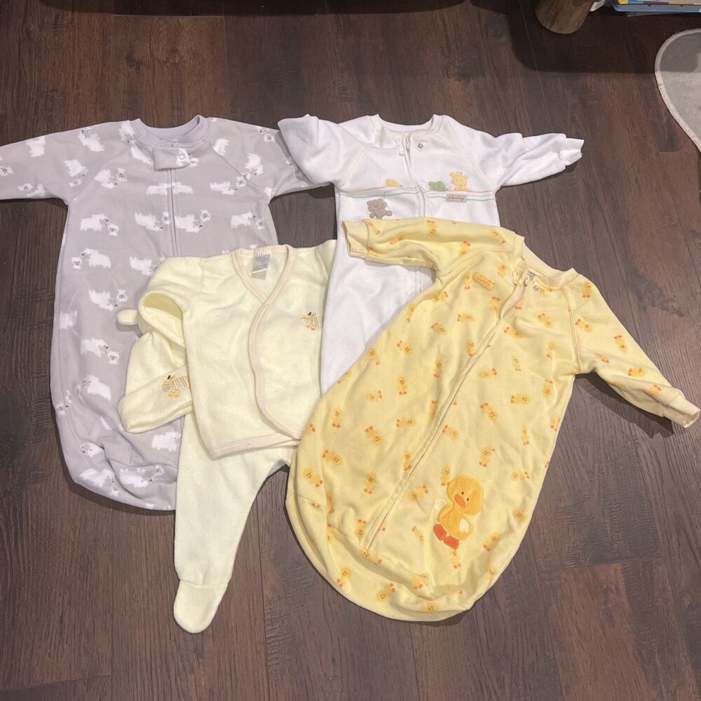 Vintage Clothes 0-12 Months Lot Of 3 Outfits Carter Bambini Sleepers Winter